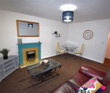 1 bedroom flat - ground floor to rent - Photo 4