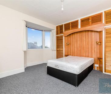 4 bedroom terraced house to rent - Photo 3