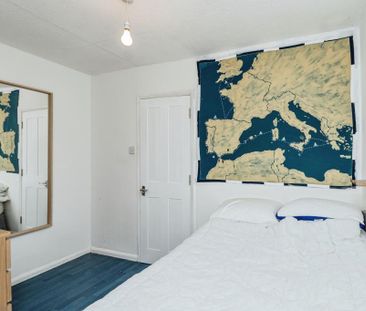 5 bedroom detached house to rent - Photo 6