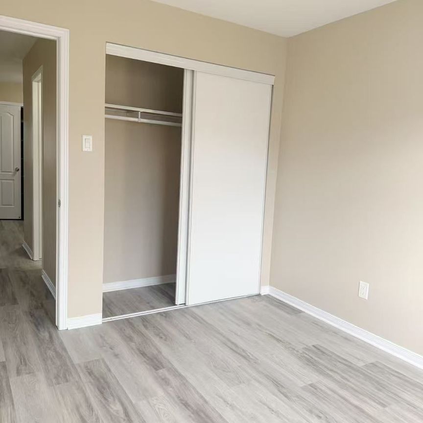 For Lease - 212 Losino Crescent, Kanata, Ontario - Photo 1