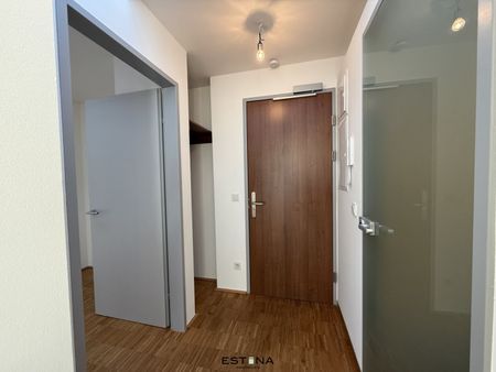 Dachgeschosswohnung - perfekt für Singles oder Pärchen - Photo 2