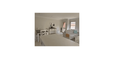 Immaculate Merewether free standing 3 bedroom Villa / Townhouse - Photo 2