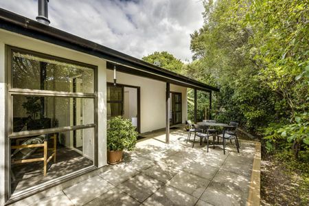Peaceful Retreat in Prime Havelock North ... - Photo 3