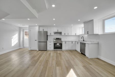 For Lease - 24 Cesar Place, Hamilton, Ontario - Photo 2