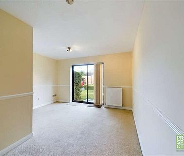 Ashley Court, Lassell Gardens, Maidenhead, Berkshire, SL6 - Photo 4