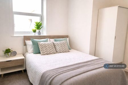 7 bedroom terraced house to rent - Photo 2