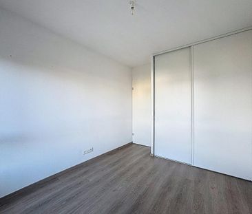 Location Appartement 3 pièces 65m² AJACCIO 20000 - Photo 4