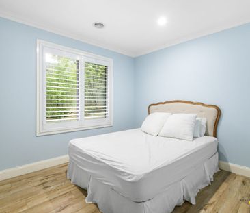 3 bedroom unit in great location with option to furnish - Photo 3