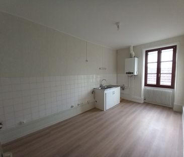 BEL APPARTEMENT T3 - 72 m² - PARAY LE MONIAL - Photo 3