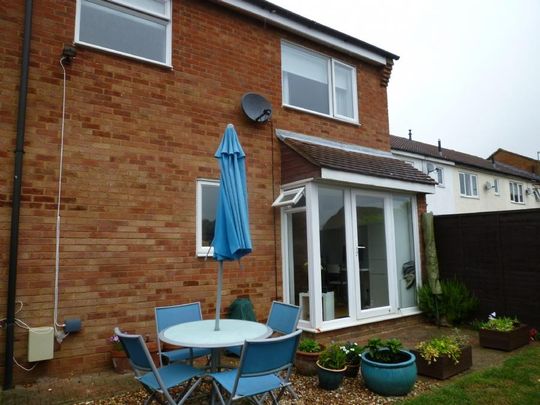 1 bedroom detached house to rent - Photo 1