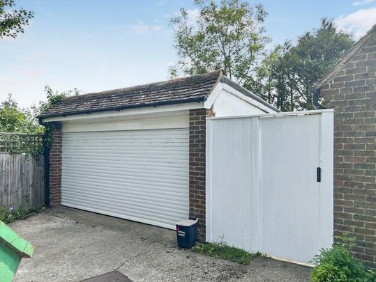 4 bedroom house to rent - Photo 1