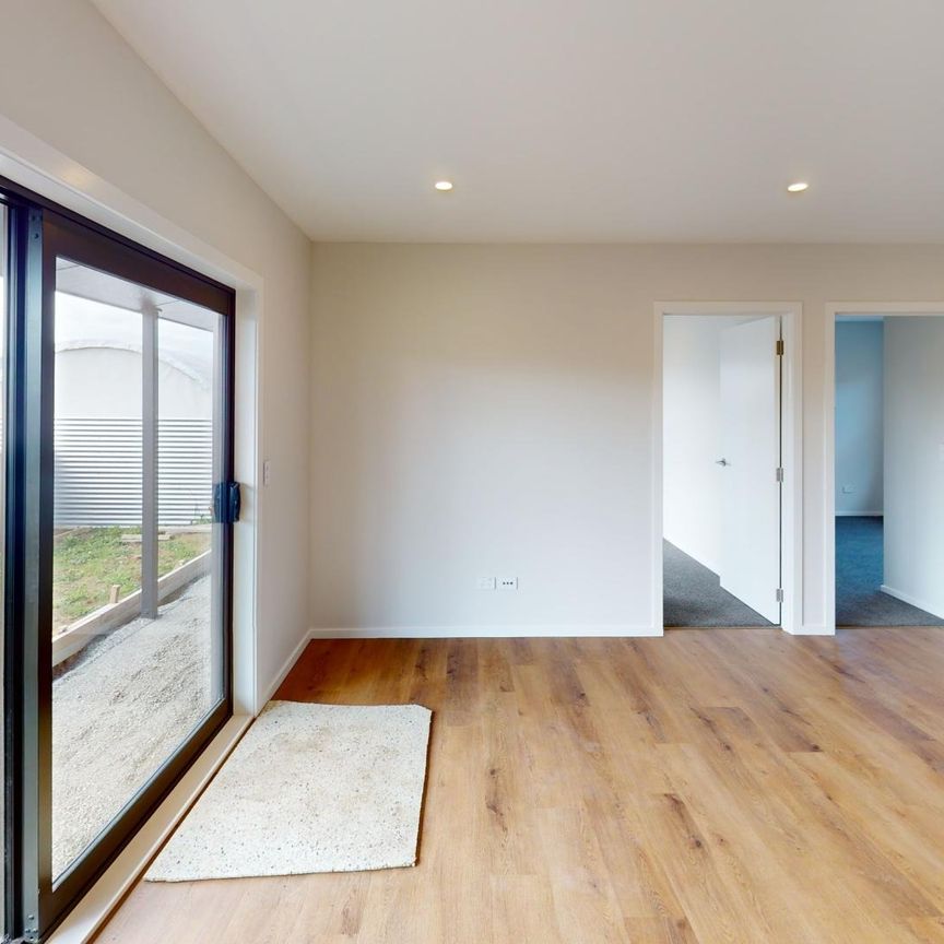 Foxton - 3 Bedrooms - Photo 1