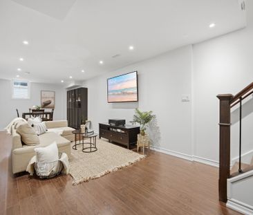 For Lease - 2386 Stone Glen Crescent, Oakville, Ontario - Photo 1