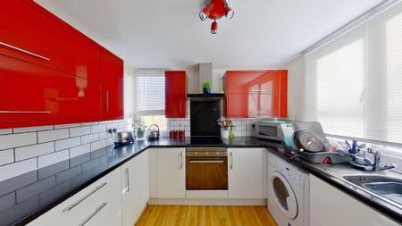 2 bedroom terraced house to rent - Photo 4