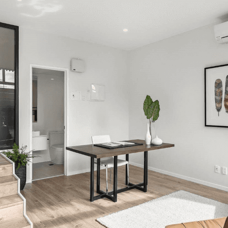 BOUTIQUE RESIDENTIAL TOWNHOUSE - ROOF TOP TERRACE + OFFICE - Photo 3