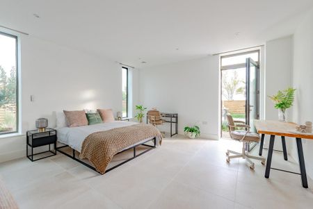 6 bedroom detached house to rent - Photo 3