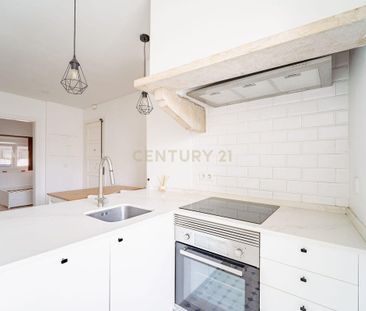 Almada, Setúbal Municipality - Photo 1