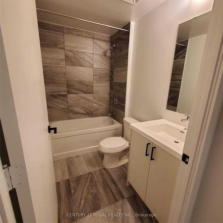 For Lease - 60 George Butchart Drive Unit# 722, Toronto, Ontario - Photo 3