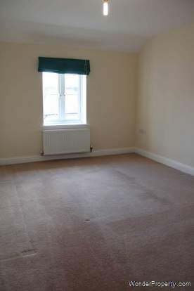 2 bedroom property to rent in St Neots - Photo 4