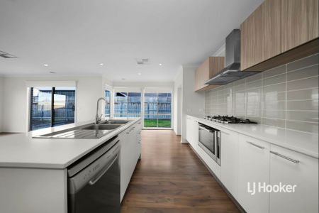 69 Alfred Road, Werribee VIC, Belconnen - Photo 4