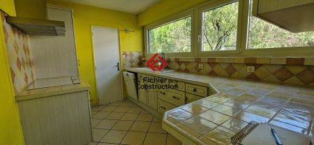 Location Appartement 2 pièces 68m² LA TRONCHE 38700 - Photo 2