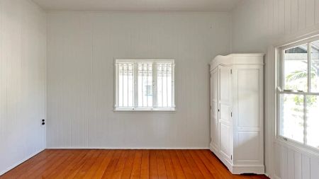 “Character Home, Beautiful Yard with a Refreshing Inground Spa!!” - Photo 5