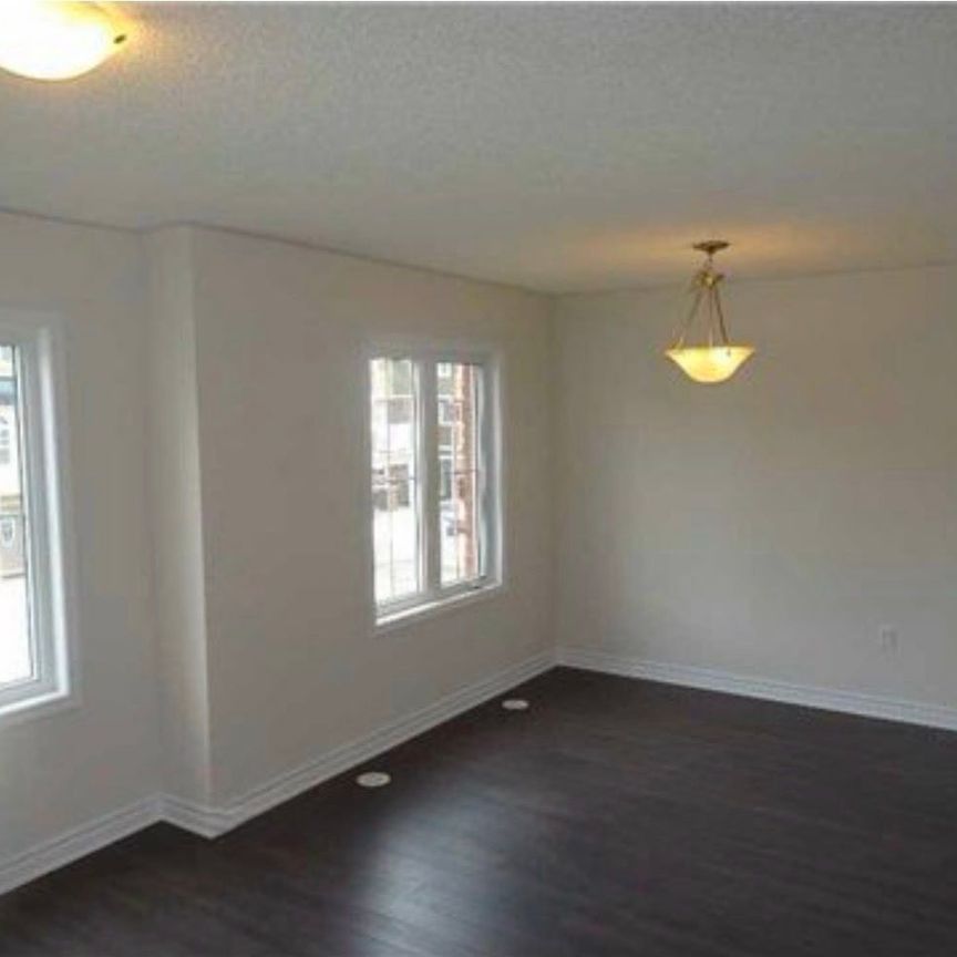 For Lease - 20 Tight Court, Milton, Ontario - Photo 1