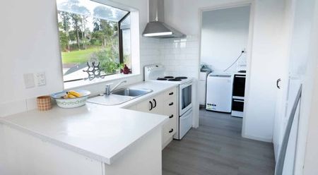 25 Loughanure Place Massey - Photo 5