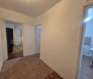 Proprietar inchiriez apartament 1 camera decomandat la parter in Calea Girocului langa piata - Fotografie 5