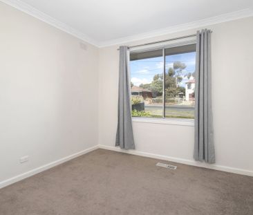 TIDY FAMILY HOME WITH GREAT SHEDDING! - Photo 1