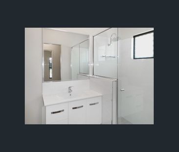 Brand New Home in North Shore - Photo 6