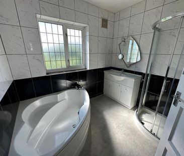 Penshurst Gardens, HA8 9TP, Edgware - Photo 1