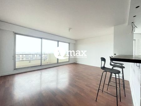 Location Appartement COURBEVOIE - - Photo 2