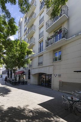 Issy Les Moulineaux, 4/6/8, place Jacques Madaule, 92130 Issy Les Moulineaux - Photo 1