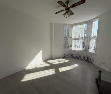 1 bedroom ground floor flat to rent - Photo 1