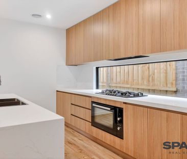 The Perfect Blend of Space, Style & Location - Photo 3