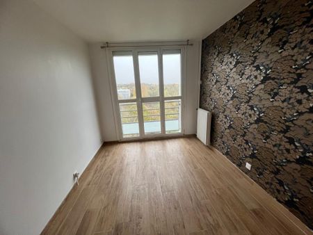 Location Appartement 4 pièces Meublé 83m² CHILLY MAZARIN 91380 - Photo 3