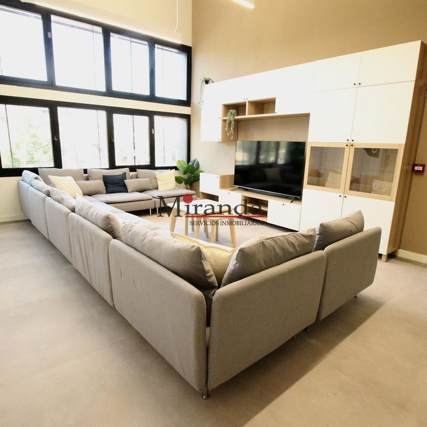 Estudio de alquiler en Avda. Principe de Asturias, 94, Centro - Photo 1