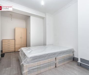 3 bedroom flat to rent - Photo 2