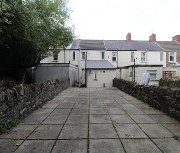 3 bedroom house to rent - Photo 2