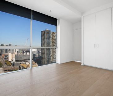 2201/620 Collins Street, Melbourne - Photo 3