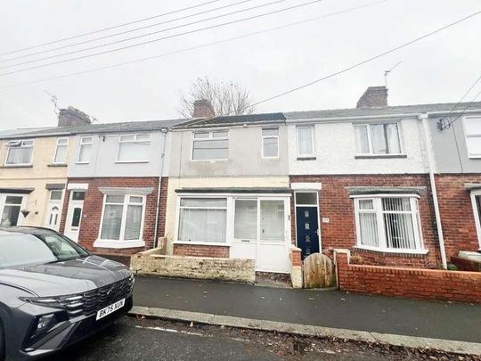 Windsor Avenue, Ferryhill, DL17 - Photo 1