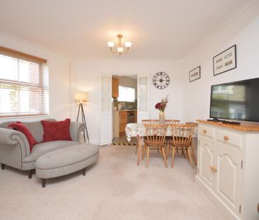 2 bedroom end of terrace house to rent - Photo 4