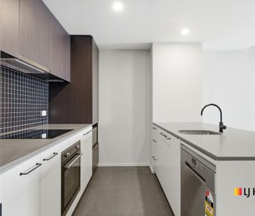 Low Maintenance living in the Heart of Tuggeranong! - Photo 6