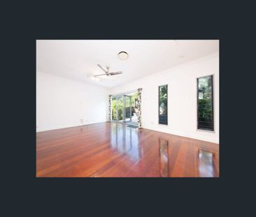 28 Ernest Street, Camp Hill, Qld 4152 - Photo 6