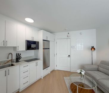 Studio - 2145 Rue Fleury Est, Montréal - Photo 1