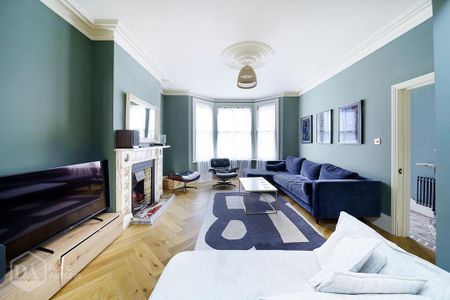 5 bedroom terraced house to rent - Photo 4
