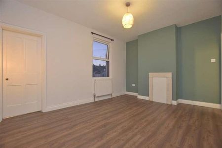 Albert Street, Cheltenham, Gloucestershire, GL50 - Photo 5