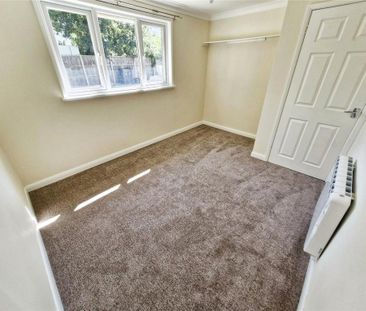 3 bedroom detached bungalow to rent - Photo 4