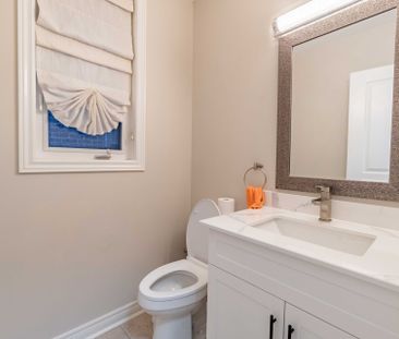 For Lease - 98 Thornhill Ravines Crescent, Vaughan, Ontario - Photo 5
